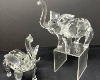 180 TwoGodingerShannonCrystalElephantFigures