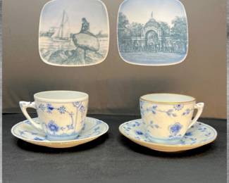 42 AntiqueBingGrondahlCupSaucers
