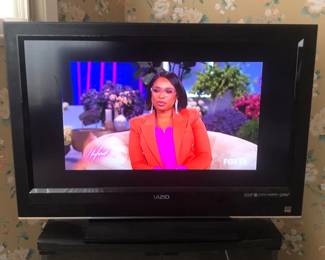 116 32VizioVO320EFlatscreenTelevision