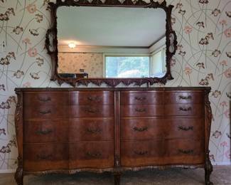 41 SouthernStyleStatementDresserwithCarvedMirror