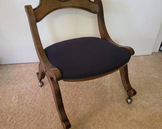 100 DrexelEsperantoCollectionSpanishRevivalChairwithCasters