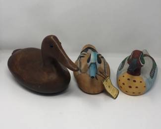 33 TrioofCeramicDuckDecoysArnartJByron