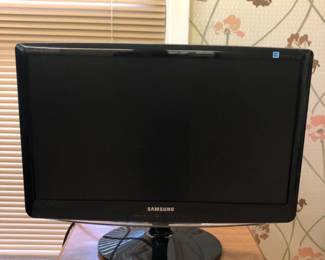 198 22InchScreenSamsungTelevisionSyncMasterB2230HD