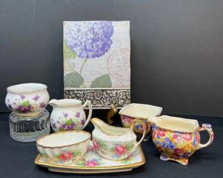 73 ElegantChintzDelicateBloomBoneChinaCreamerSugarSets