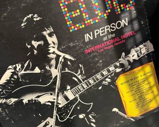 lots of records albums!