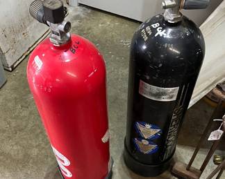 Diving Tanks