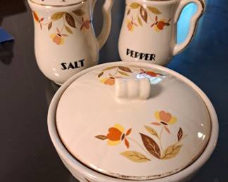 Hall's Kitchenware