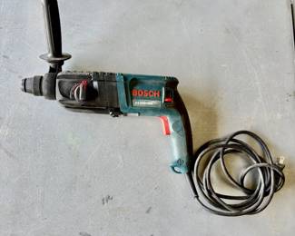 BOSCH 120V Bulldog SDS-Plus 3/4-inch Corded Rotary Hammer Drill with Auxiliary Handle and Case