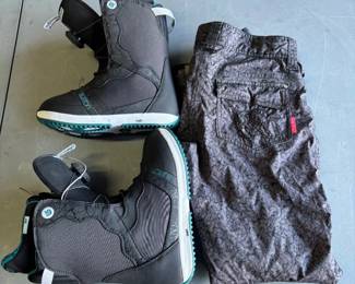 Lot of Burton Women's Bootique Boa Snowboard Boots Size 7.5 US & Betty Rides Women’s XS Snowboard Pants