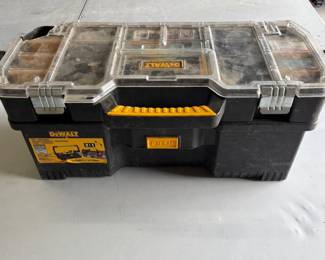 DeWALT 24 in. 2-in-1 Tote with Removable Small Parts Organizer Lot All Contents Included