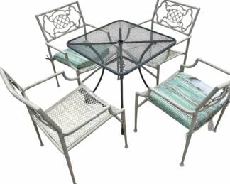 Steel Mesh Outdoor Cafe Style Table Chairs