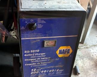 NAPA Battery Charger and Starter