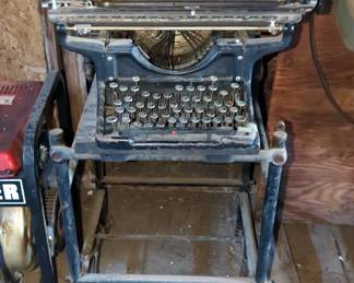 Underwood Continuous Fanfold Biller Typewriter with Stand