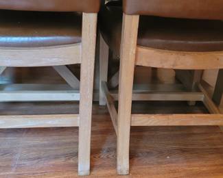 Dining room set for (6)