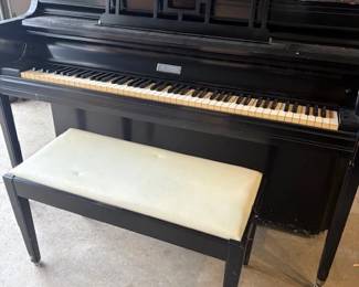 Wm Knabe & Co piano w/ bench