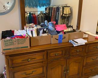 Bedroom dresser with Mirror