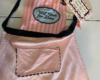 Will cook for shoes apron and plaque