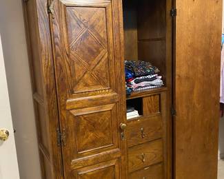 Large Bedroom Console can be used for storage or tv cabinet