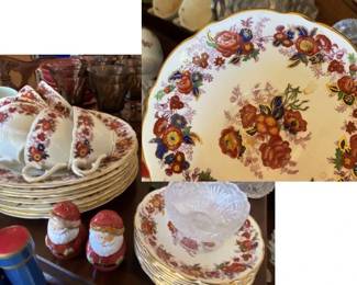 China set, Royal Doulton, Majestic serving pieces, made in England