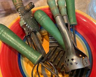 Vintage cooking items
