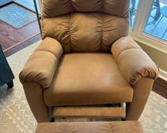 Manually reclines- all functions properly