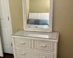 Vintage white wicker 4 drawer dresser with glass top and mirror that attaches; Dresser measures 38w x 17.5d x 32h
Mirror measures 27w x 36h
$200/set