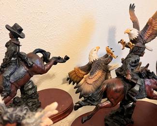 Figurines