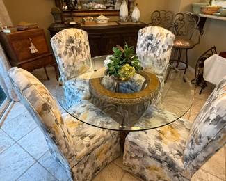 Round Beveled Glass European Style Dining Table w/ Chairs
