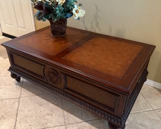 Ethan Allen 2-Drawer Coffee Table