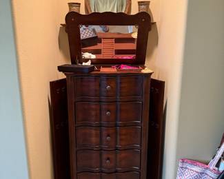 Hooker Furniture Seven Seas French Jewelry Armoire