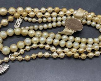 2 Vntg 14KT Gold Clasp Pearlescent Bead Necklaces