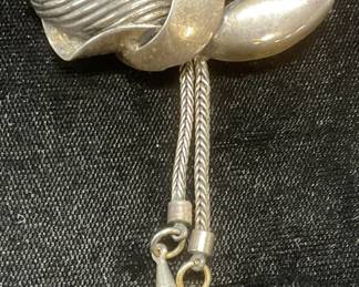 Karu Fifth Ave Antiqued Silver Tone Brooch 3in