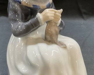 Royal Copenhagen Amager Girl Porc Figural Denmark