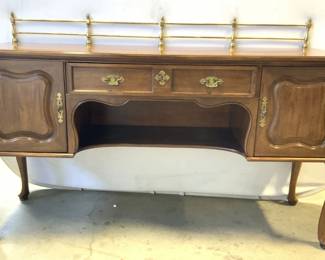 DAVIS Cabinet Company Queen Anne Wooden Sideboard
