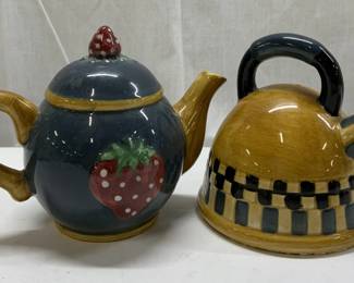 Sakura Vintage Ceramic Teapot Salt & Pepper Shaker