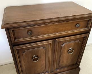 Looks like a simple pretty chest...wait for it...