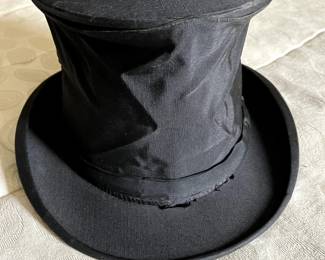 WHERE ELSE CAN YOU FIND A STETSON SILK TOP HAT???? Only here!  This is beautiful!  WHERE is Fred Astaire when you need him?!