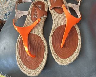 att.hx 4pDLoa4ygJuD44dp1EtE5GwNf9rskLFXr0ZYa QU