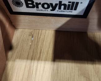 Broyhill end table