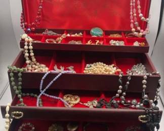 jewelry box