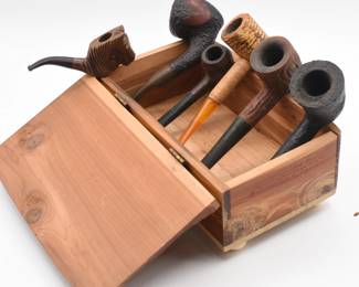 mini cedar box with 6 pipes