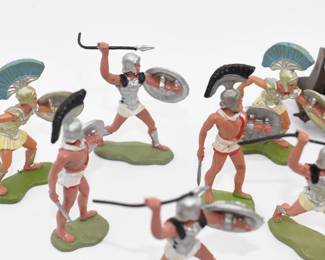 toy soldiers