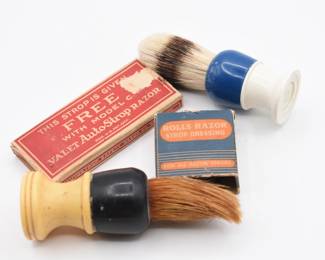 lot of misc shaving items