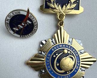 2 Pins: 1 Nasa Pin and 1 Soviet Space Achievement