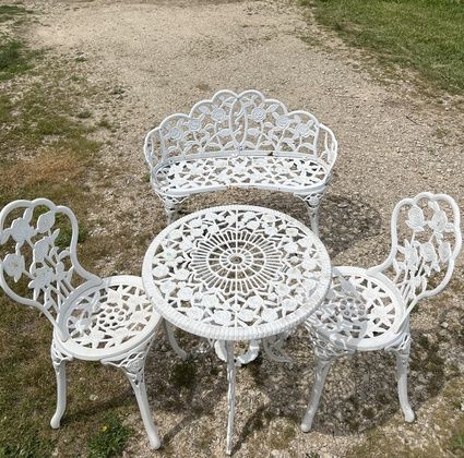 White Iron Patio Set
