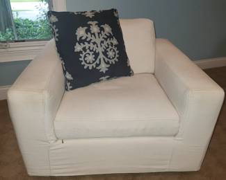 Linen swivel chair