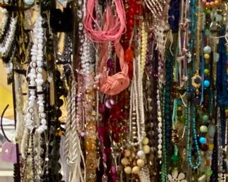 100's of Vintage Necklaces $2 each