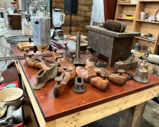 Wood & Metal Cobblers Shoe Forms - Shoe Shine Box