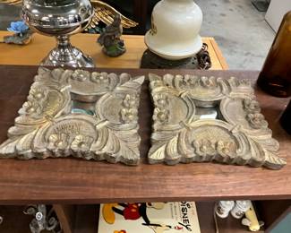 Wall Decor/Mirrors