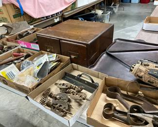 Wood Card Cabinet - Dampers - Sheep Shears